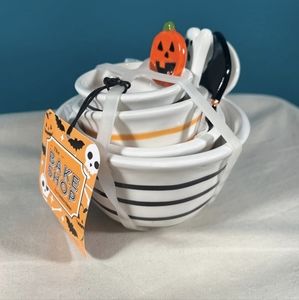 Bake Shop Halloween Measuring Cups Pumpkin Ghost Witch Hat Skull Measure Cup